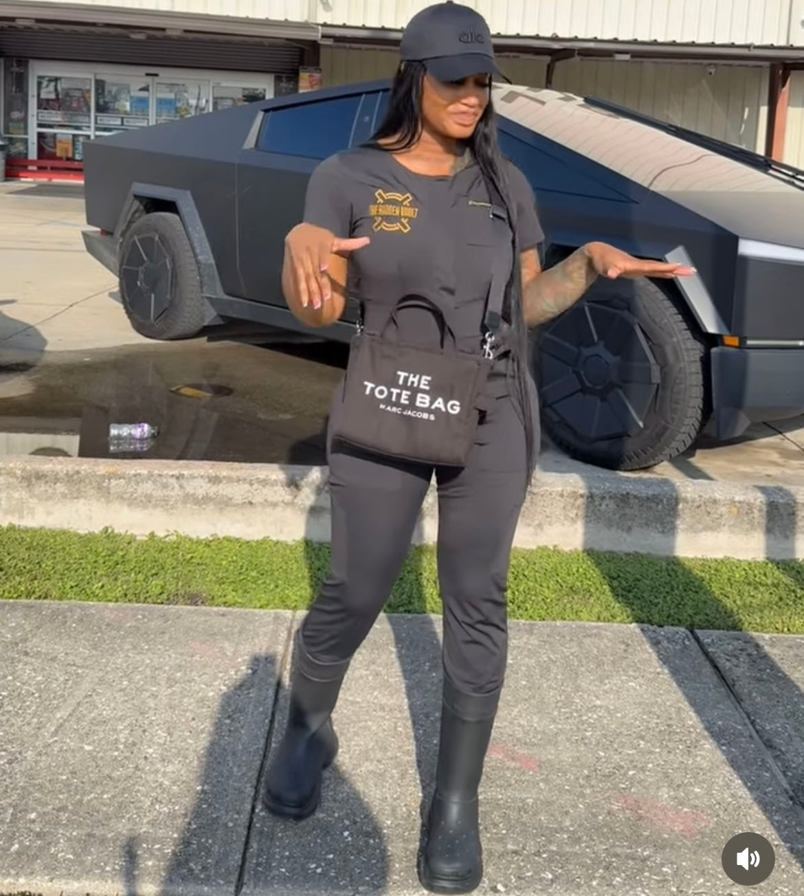 Jumper — Black (Pre-Order)